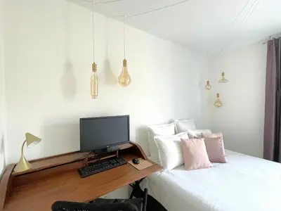 Télévision ou salle de divertissement dans l'établissement Alba DeLuxe - 3 Bedroom Pointe Croisette, by Welcome to Cannes