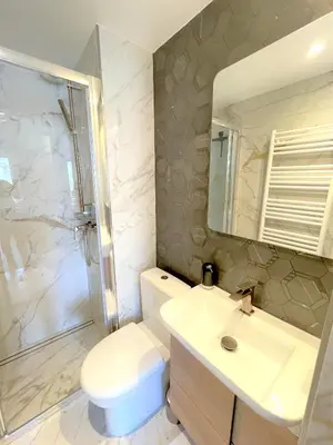 Salle de bains dans l'établissement Alba DeLuxe - 3 Bedroom Pointe Croisette, by Welcome to Cannes