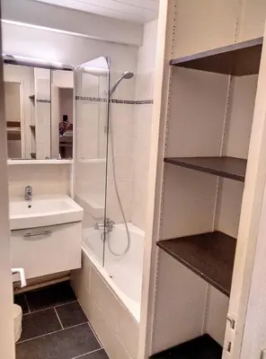 Salle de bains dans l'établissement Résidence Graziella Studio 110