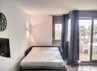 Un ou plusieurs lits dans un hébergement de l'établissement Résidence Graziella Appartement 422