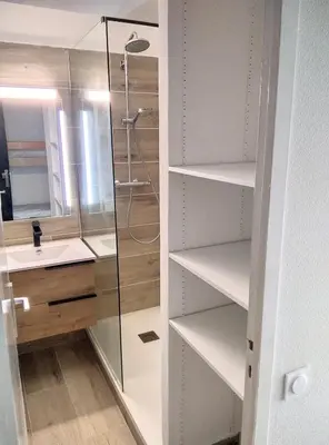 Salle de bains dans l'établissement Résidence Graziella Studio 501