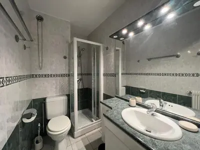 Salle de bains dans l'établissement LM Studio by Welcome to Cannes