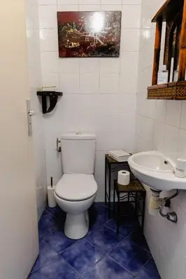 Salle de bains dans l'établissement Vue mer et remparts. Entre vieille ville et plages