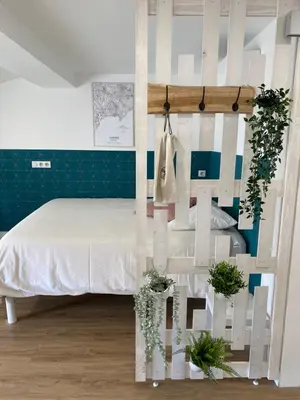 Un ou plusieurs lits dans un hébergement de l'établissement Studio centre ville cannes