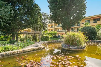 Jardin de l'établissement Hello Côte D'Azur - Spacieux 2pièces à5min de plages