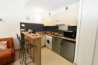 Cuisine ou kitchenette dans l'établissement Tou'Can YourHostHelper