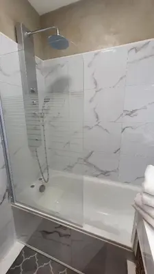Salle de bains dans l'établissement Mélodie Garage Gratuit