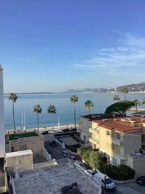 Plan de l'établissement JUAN LES PINS 2P Le Tropique