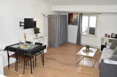 Coin salon dans l'établissement Grand studio-Mezzanine-Centre Cannes