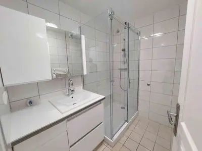 Salle de bains dans l'établissement Modern one bedroom apartment in Cannes